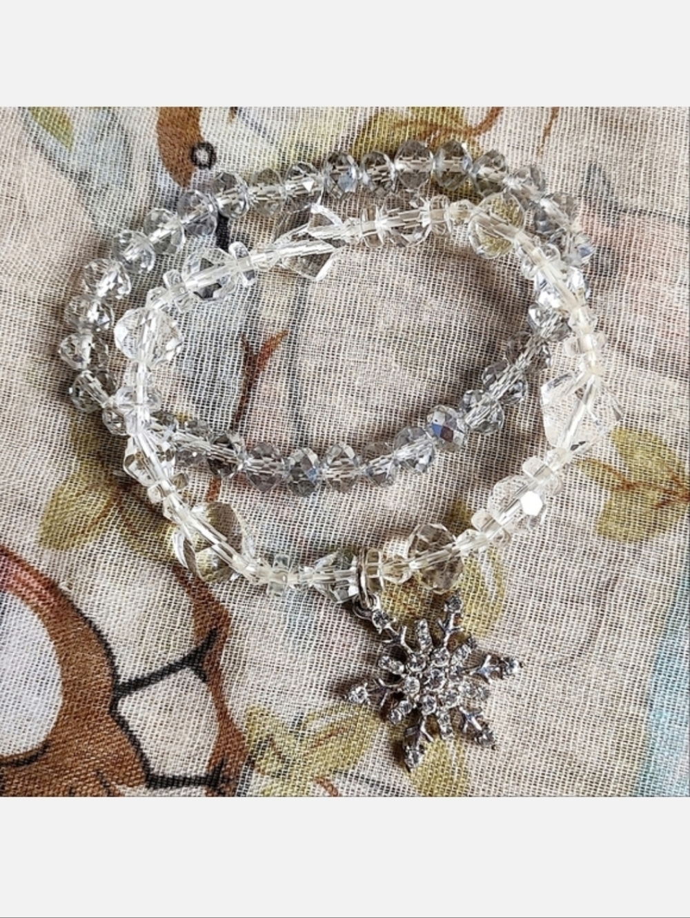 Pair of 2 Clear Faceted Crystal Stretch Bracelets Vintage Silver Tone Snowflake